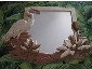 specchio in legno: sagome di legno di animali e fiori