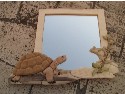 Specchio in legno con 2 animali