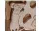 particolare di una delle sagome dei topi in legno: 